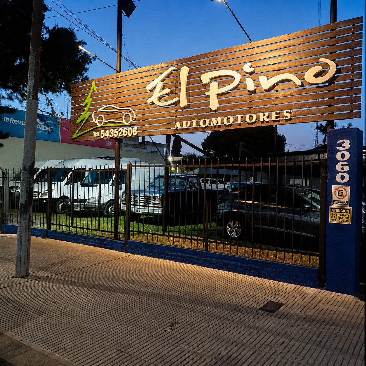 Automotores El Pino — Av. Vergara 3060, Hurlingham